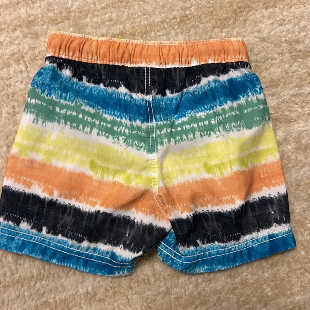 Old Navy Baby Boys Prewashed never worn baby boy swim trunks in multiple colors!